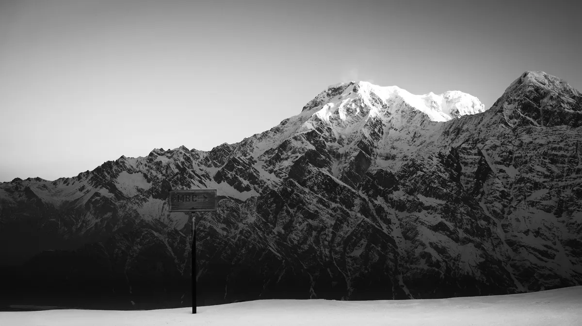 Landscape photograph — Frame 02